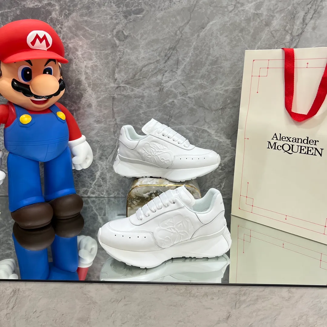 👟👟Ex-factory price 560👟👟 Men's model ➕10 2022🆕New model ❗️Chip version ❗️Ma queen McQueen thick-soled sneakers 🔥The official website is the one that was sold out as soon as it was new ❗️The highest version on the entire network (you can enter the official website by approaching the phone with your left foot😼) code number 34-40